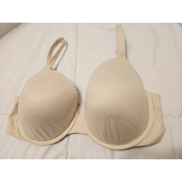 Victoria's Secret White Padded Bra Underwire Everyday Comfort Support 36DD - Picture 1 of 7